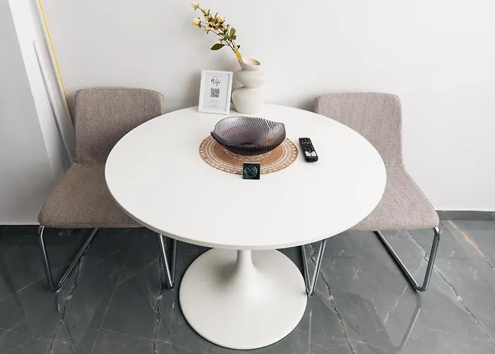 Serene In The Center Your Calm Oasis Apartamento